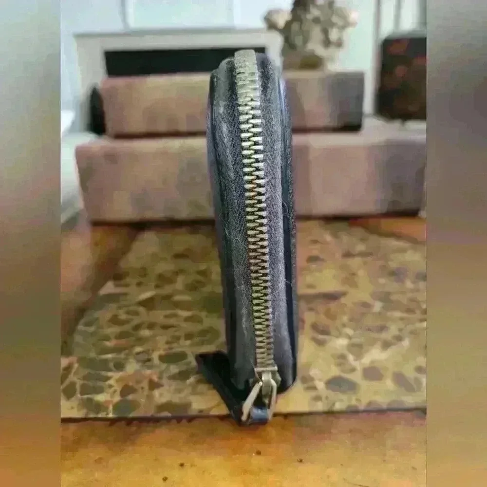 Gucci bumblebee international wallet - Picture 3 of 9